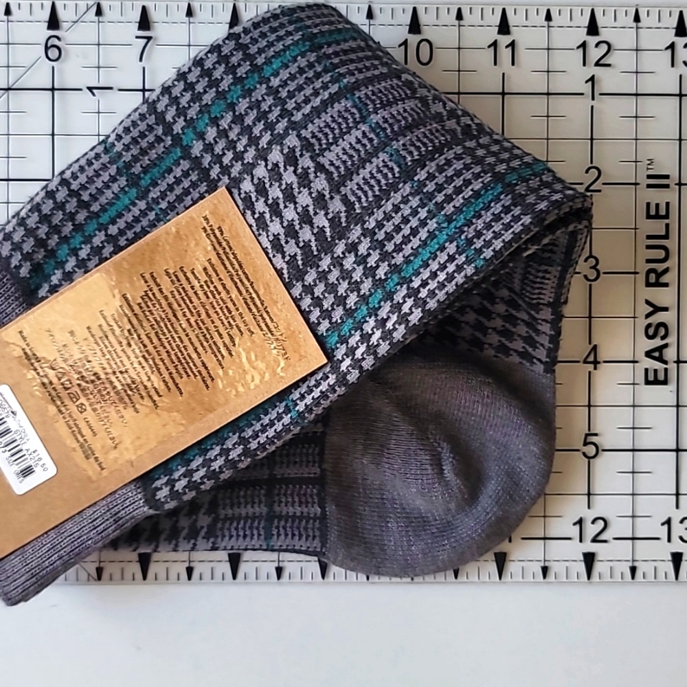 NWT 2 Pair J. Crew Men's Critter Socks, One Size (runs larger than expected) - Picture 6 of 10